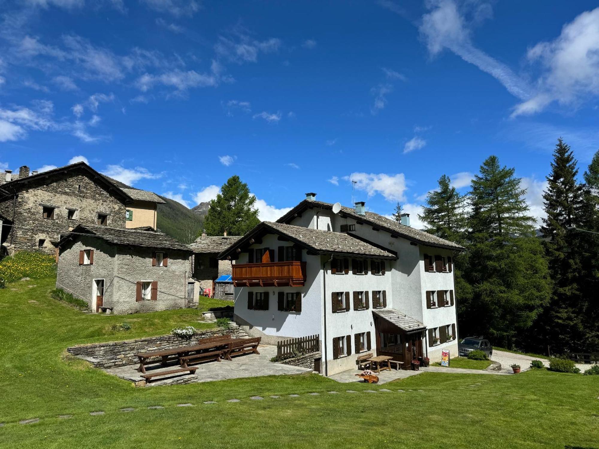Hotel Miramonti Campodolcino Esterno foto